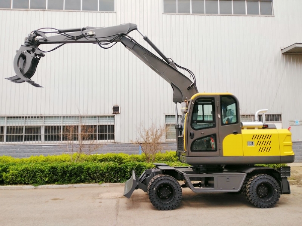 淺談抓木機(jī)多少錢一臺